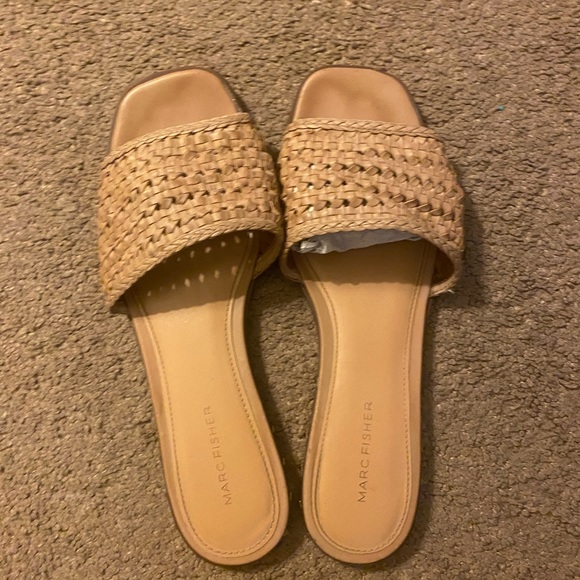 Marc Fisher Sandals - Picture 3 of 9